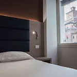 Bed & Breakfast Letto A Castello Ferrara