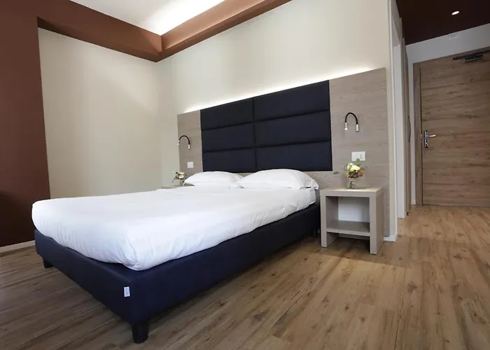 Oda ve Kahvaltı Letto A Castello Ferrara